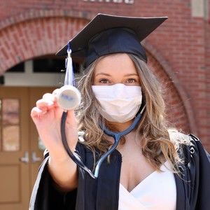 Meet your Posher, Louisa